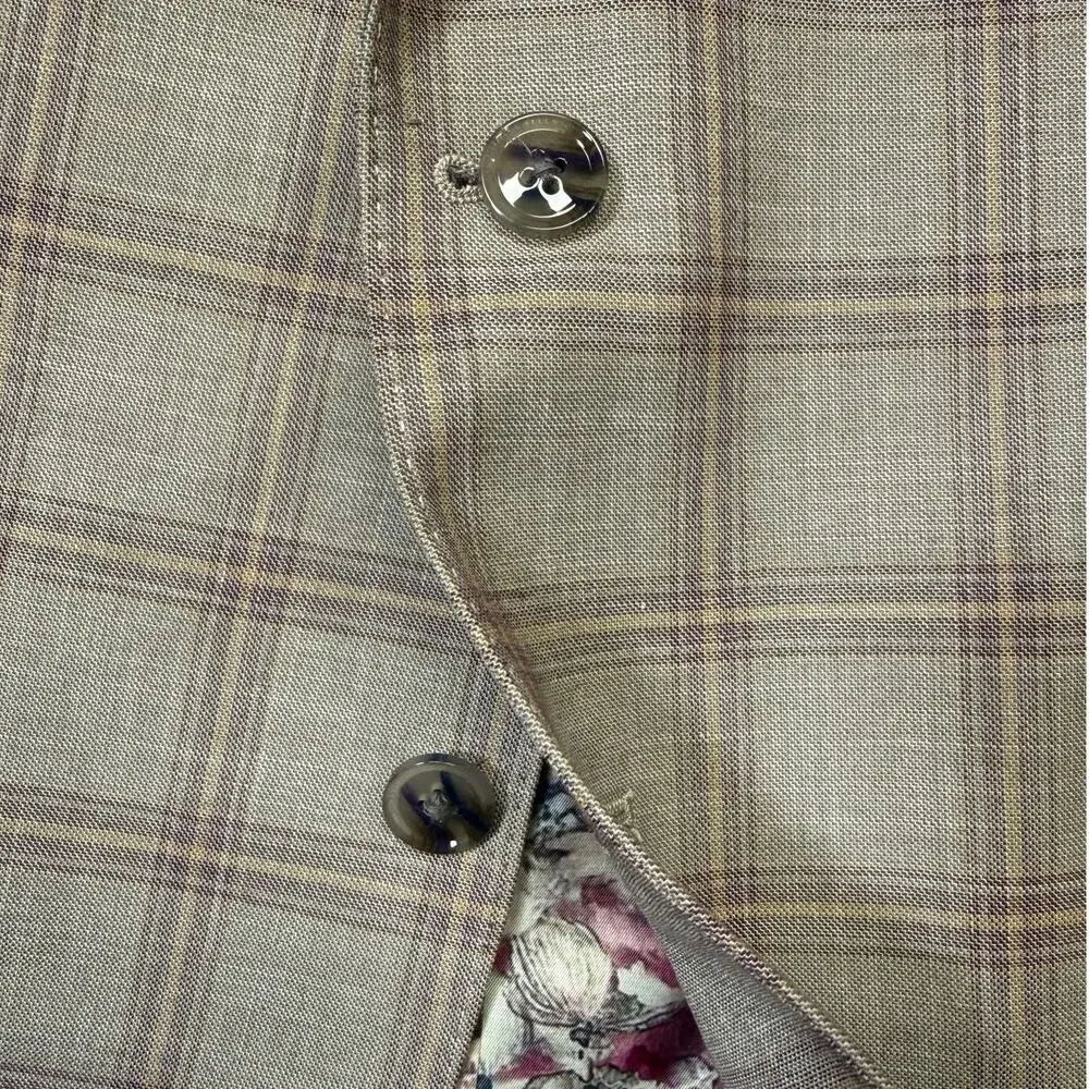 Tayion Collection Mens Regular-Fit Suit Jacket windowpane Tan/pink 44S $360